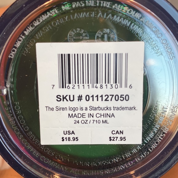 Starbucks Tumbler Christmas 2021 Limited Edition Holiday Swirl (NEW WITH TAGS!!) - Picture 4 of 5